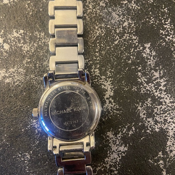 Womens Watch - Picture 2 of 2